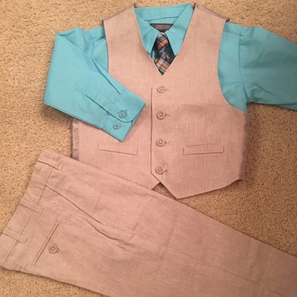 Kenneth Cole Reaction Other - Kenneth Cole Reaction Boys Suit Kenneth Cole Reaction Other - Kenneth Cole Reaction Boys Suit